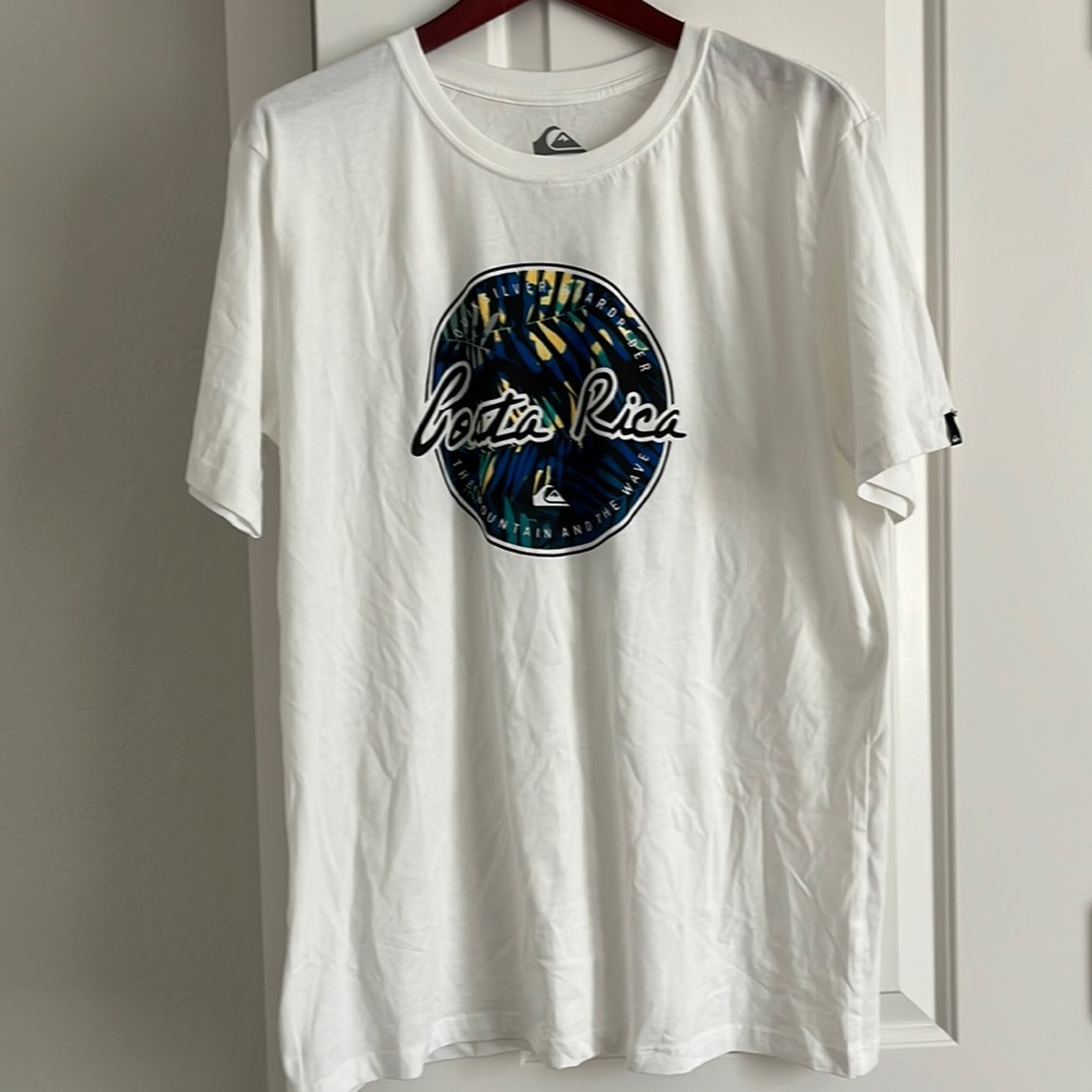Quicksilver Costa Rica t shirt